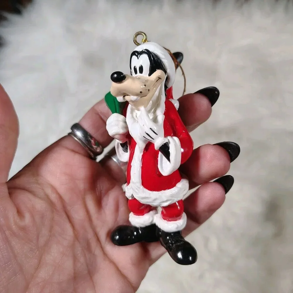 VTG Disney GOOFY SANTA It's a Small World Ornament Disney World Store 1992